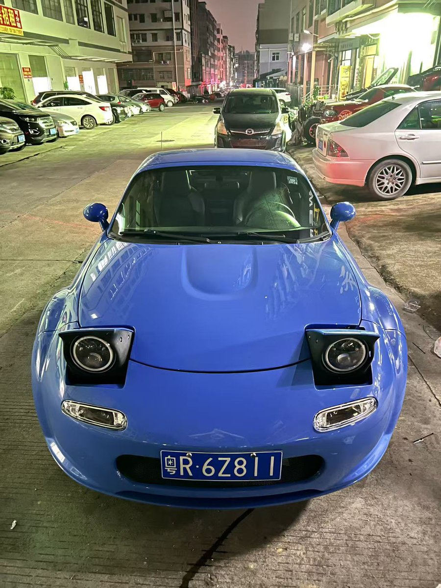 JMAutoWorks0810's tweet photo. はじめまして、JM Auto Worksです。
2022年、NAのリトラ顔をNCで再現したいという夢から始まりました。先に形にしてくれた友人の一代目を引き継ぎ、オーナーに。仲間への感謝とともに、ここから���発��始まりました。
#MX5 #ロードスター #NCロードスター https://t.co/YUihBNs7th