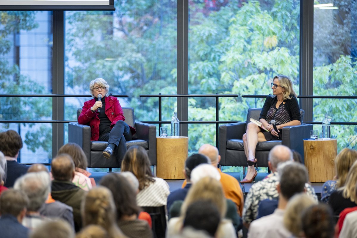 RotmanEvents's tweet photo. Two full houses. Two leading thinkers. Daron Acemoglu and Jill Lepore brought big ideas on democracy, technology and power to Rotman this week. Explore upcoming events: https://t.co/CA3nOHh7dg https://t.co/0HX2Z6P3rU