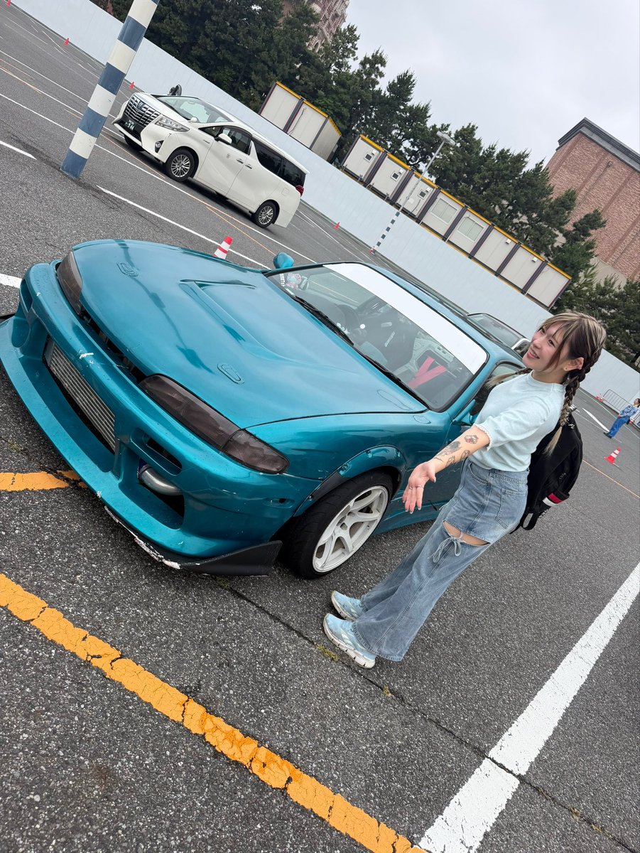 chan__S14's tweet photo. さぁてそろそろ売り先でも見つけるかぁ🤔
ステッカー全部剥がします🙆‍♀️
現状売り出しです
一旦強気の250万🤷‍♀️ https://t.co/vPZvJLONTr