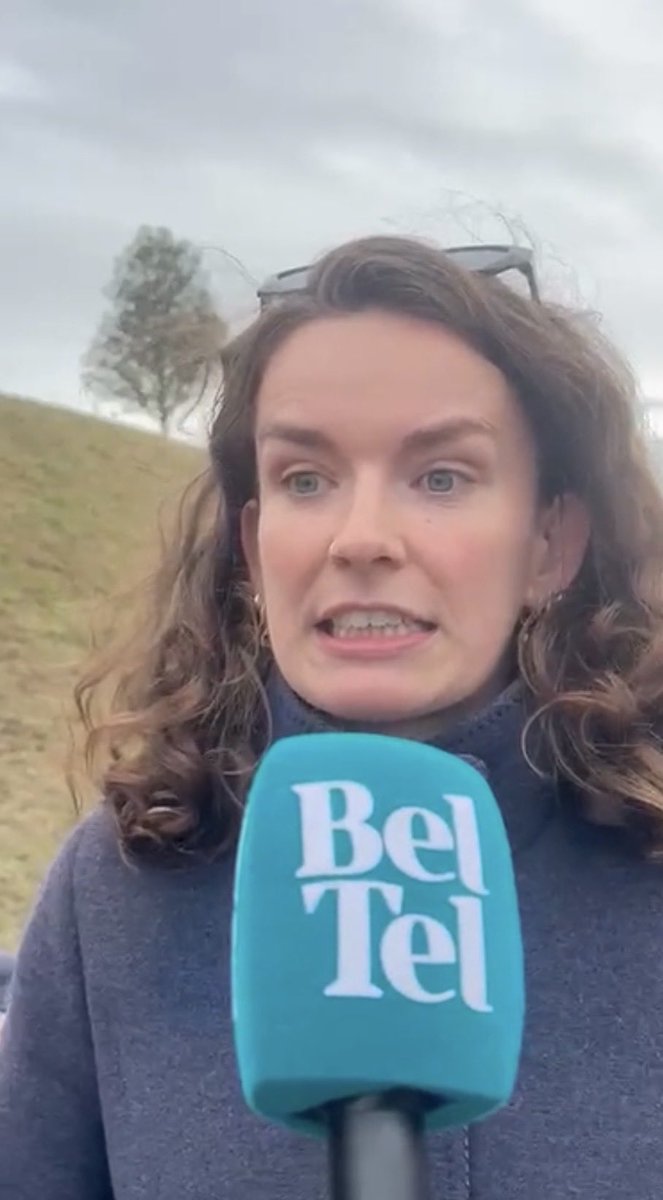 DiscipleElland's tweet photo. @beltel 

A Pop-up Gaeltacht has been set up on the Garvaghy Road today for Irish speakers who will be visiting the Garvaghy Road over the weekend. 

Moya Ní Dhúagáin doing great work to set it all up... https://t.co/sz1IkQoLPH