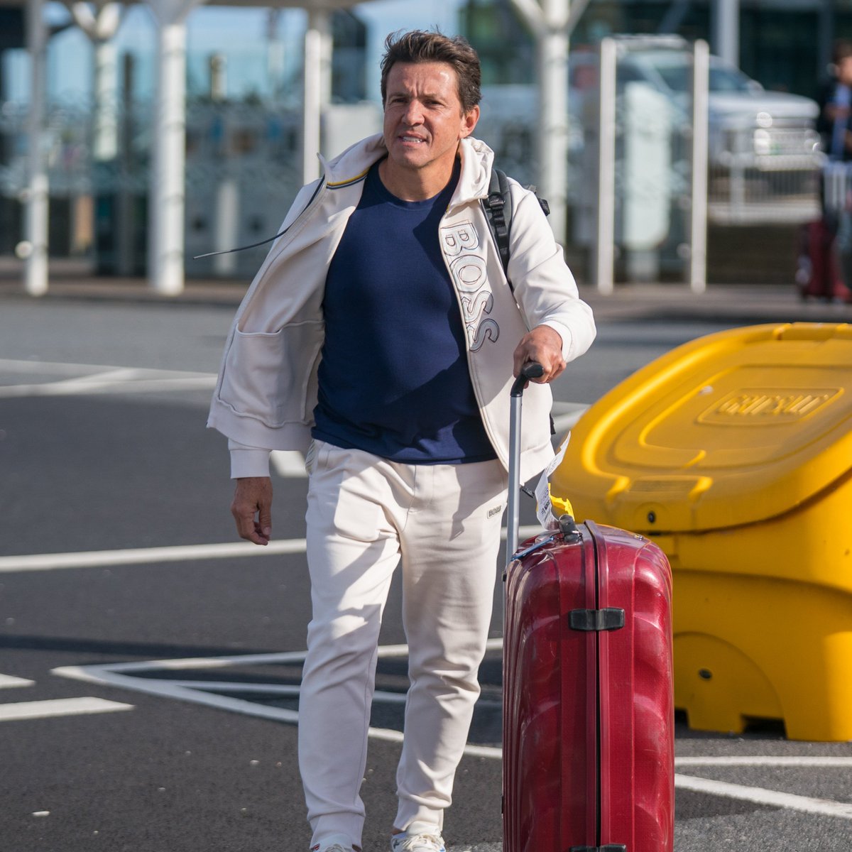 Boro's tweet photo. Juninho's back 🇧🇷

🛬 📸 Terry Blackburn https://t.co/KTAhScJkUD