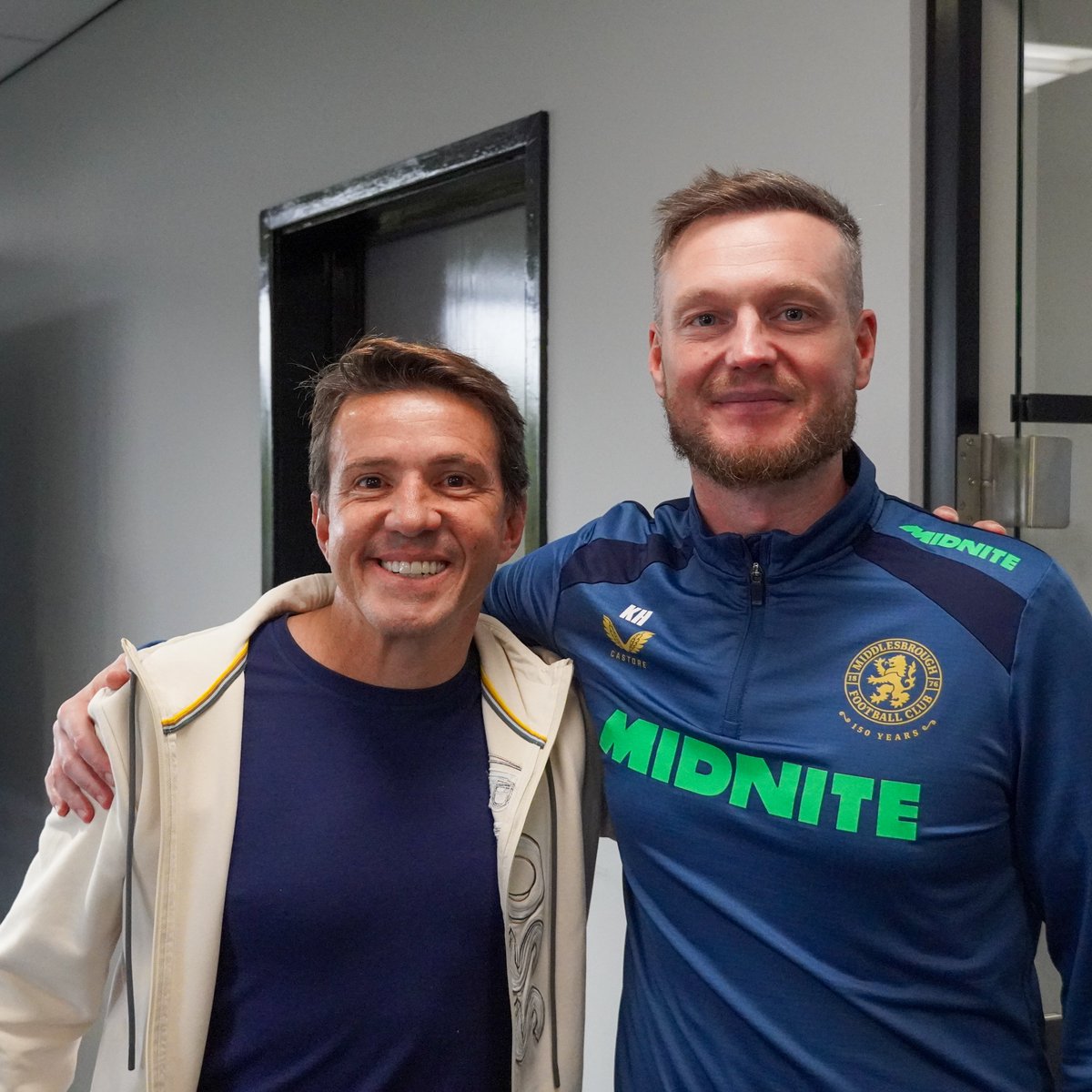 Boro's tweet photo. Juninho's back 🇧🇷

🛬 📸 Terry Blackburn https://t.co/KTAhScJkUD