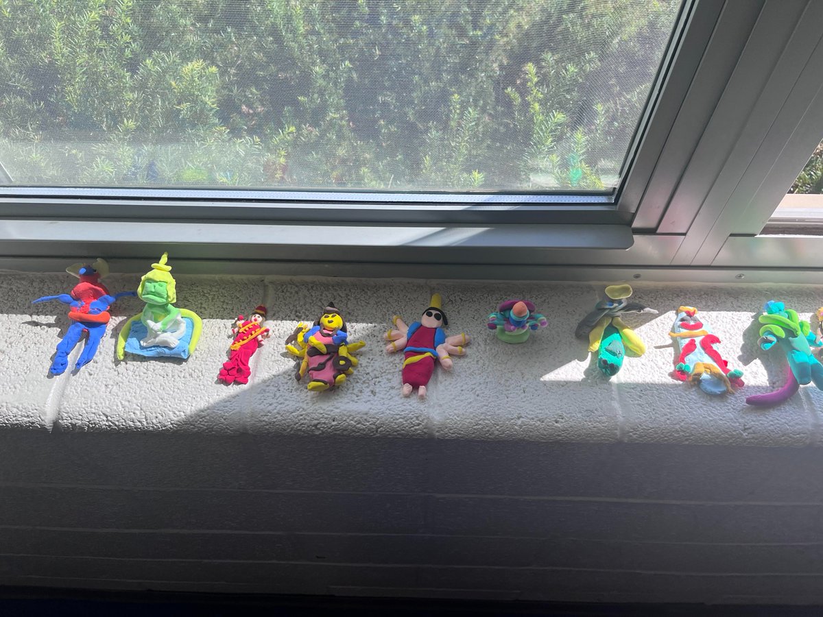 ASHSCavaliers's tweet photo. Senior World Religions students explored traditional Hindu art and symbolism through hands-on sculpting projects! Catholic education prepares students to understand and engage respectfully with diverse cultures and faith traditions around the world. https://t.co/Jog9aIYtpb