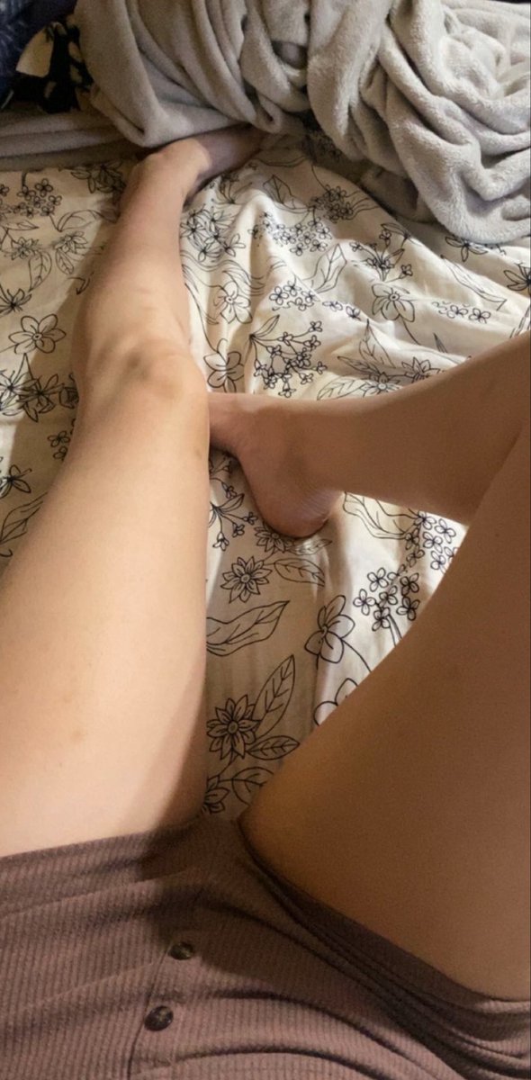 50ShadesOfChay's tweet photo. What would you give to be our little chastised c*ck just waiting at the end of me and Alphas bed to finish and make you clean our bed sheets! Sex isn’t for you anymore but you can watch and cleanup! If I allow it!😈 #Findom #Alphacouple #keyholder #locktober #cleanup #mindcontrol https://t.co/DpspoZh7NK