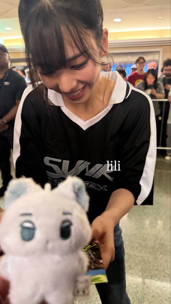 04jinsoul's tweet photo. this was my jikjik plush, i’m sharing for photos for everyone :3 

#KARINA #카리나 #aespa #에스파
#SYNK_COMPLaeXITY #DALLAS https://t.co/70OM3Qm5BR