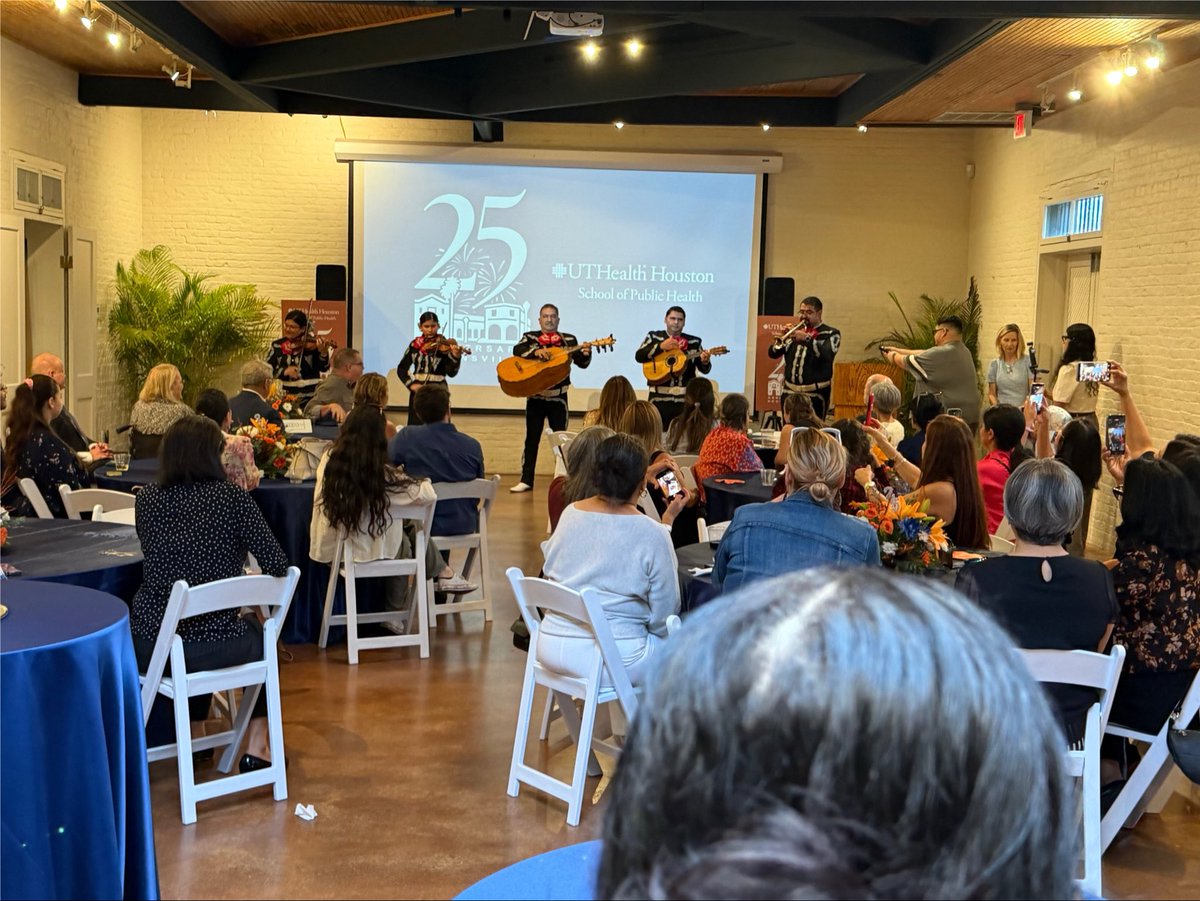 JanieLopezForTX's tweet photo. Team Janie Lopez was proud to participate in the UTHealth Houston School of Public Health celebration 25 years of serving the Rio Grande Valley anniversary reception. It was at the historic Alonso Building in downtown Brownsville, a beautiful location!
#HD37 #Brownsville https://t.co/E3TFbvwcmp