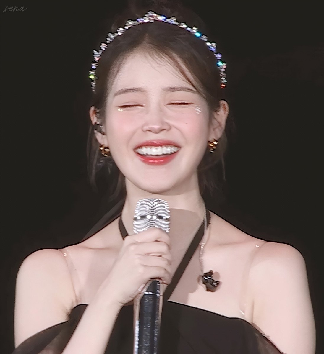dkdldpafb's tweet photo. like are we seeing these? 😭😭😭 SO SO PRETTY https://t.co/mbanMtLwNU