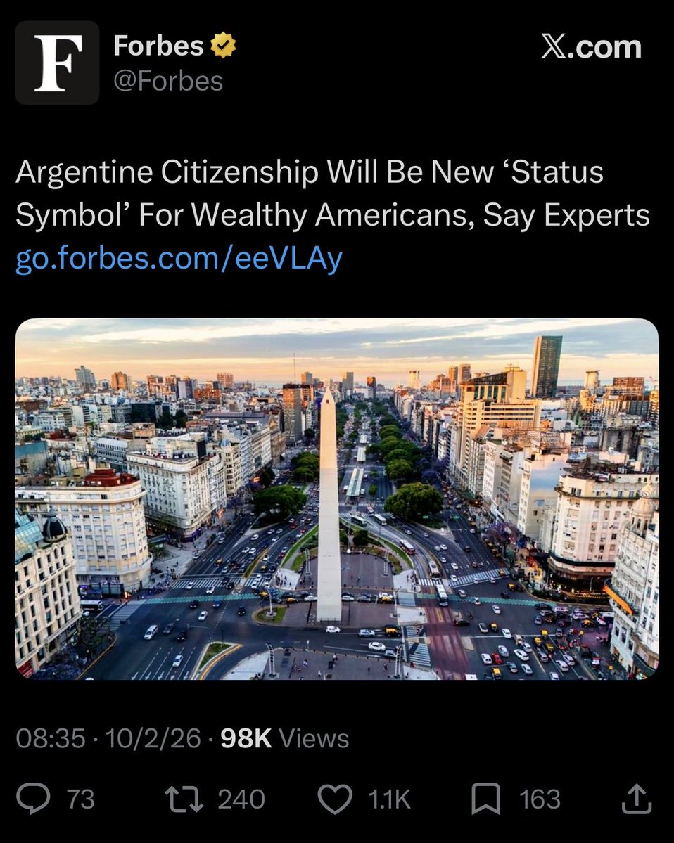maxifirtman's tweet photo. 08:35: Forbes 
08:59: Ministerio de Economía https://t.co/IFlovYtRaD