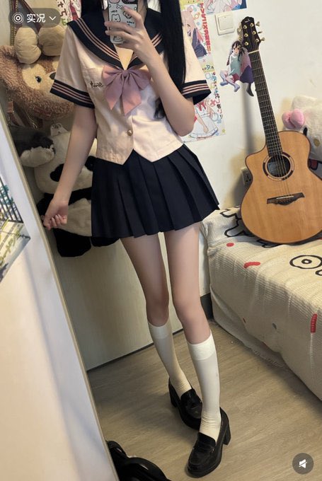 mary09ad7's tweet photo. 新人刚玩x…..真给看

有人想锐评一下我15岁福嘛 🥹   

看完不许瞎说，赶紧看，我要删了

真没有🚪  流言1我真的给呀 https://t.co/i1ZBwJoAXr