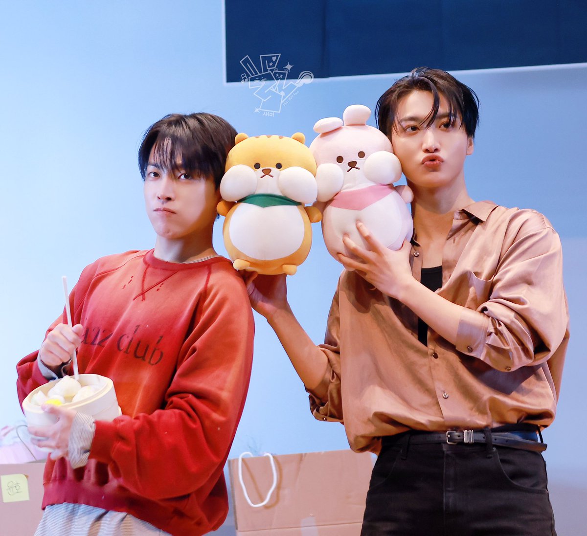 zhu_320_kuo's tweet photo. 260930💗💗💗
귀여웡♡
#matz #seonghwa #hongjoong #성화 #홍중 https://t.co/yAgHcByTWC