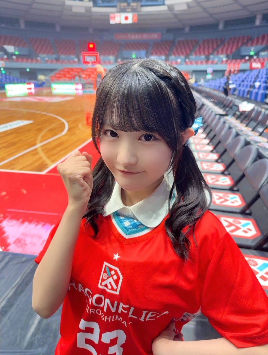 stu48_kuru's tweet photo. NHK総合「ドラゴンフライズ熱烈応援」
生中継ありがとうございました🏀

ホーム開幕戦勝利！！！⛩
バスケの良さが広まってほしい⟡.·

私自身もまた観戦に行きたいです！

#ドラゴンフライズ #Bリーグ #STU48 

「くるっともう一度」
自分のコーナー😳嬉しかったです！ https://t.co/rYFpRKFZeK