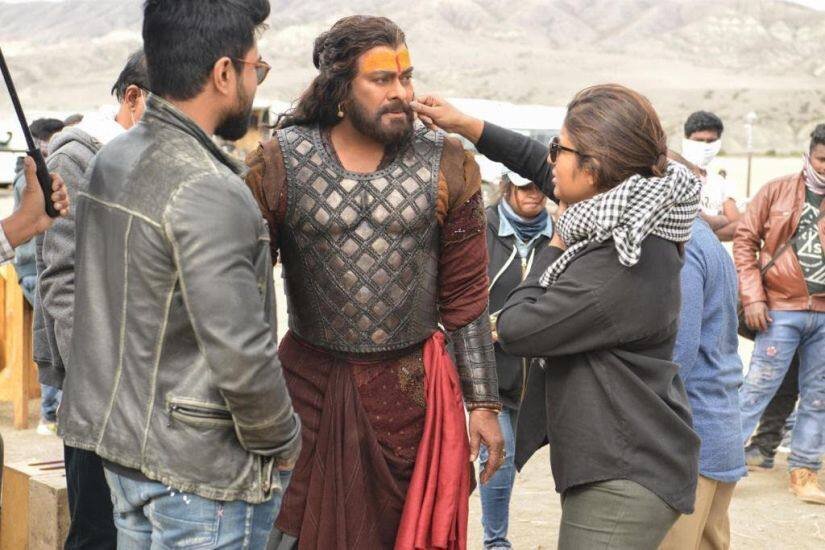 AlwaysNachoMan2's tweet photo. Cinema Hype Ela Undedi Ante Theatre Loki Velle Mundhu Media Vallu Adigithe Bahubali Out Ane Range Confidence
Suri Vision Visuals Quality
Charan Anna Ekka Compromise Kakunda Karchu Pettadu..
@KChiruTweets @AlwaysRamCharan
#7YearsForSyeraaNarasimhaReddy https://t.co/5hO2z7Ccvi