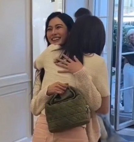 jamekwong's tweet photo. LingOrm were apart for a few hours to film separately for DIOR, and then hugged each other like this when they saw each other again 🫠 

no wonder they always say lesbians are so dramatic 😭 https://t.co/5KG7Q00VBA