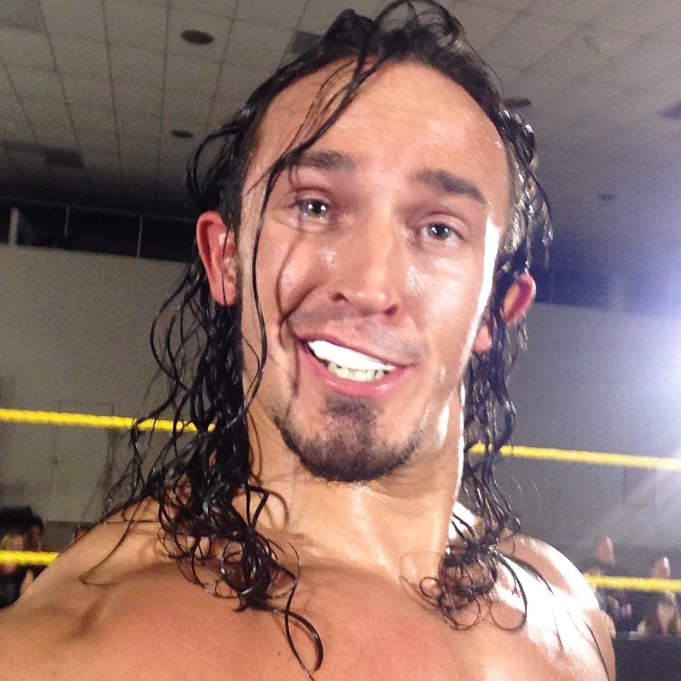 MmmGorgeous's tweet photo. He took it on my phone as a selfie during a match. https://t.co/5eauXIXSJN
