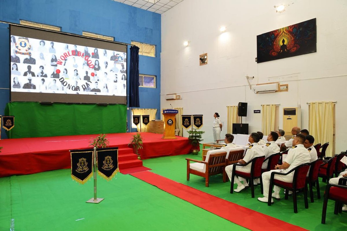 AN_Command's tweet photo. Together, Towards Saving Lives. 🩸

@ICG Regional Headquarters (A&N), under the aegis of #ANC, organised a Blood Donation Camp to commemorate National Voluntary Blood Donation Day, in collaboration with GB Pant Hospital, Sri Vijaya Puram, under the theme “One Drop of Humanity. Give Blood. Save Lives.”

Service personnel, Defence civilians and their families came forward in generous numbers, reaffirming the enduring spirit of service, compassion and humanity.

#OneDropOfHumanity #GiveBloodSaveLives #NationalVoluntaryBloodDonationDay 
#HumanityFirst #IndianCoastGuard