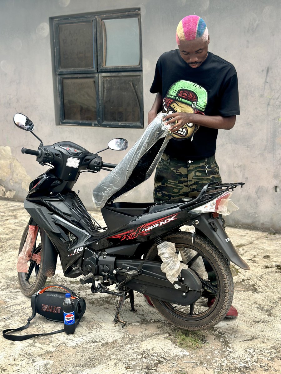 5starbarber_1's tweet photo. The day I bought this my bike worth N1.5M, I had just N1.6M in my account and I still went ahead to buy it.

For me, my hope was to continue being paid by landlord. I felt like as long as the money kept coming, I’d be fine.

Unfortunately for me, the pay stopped coming. I had already spent almost everything on the bike, so I had to start cutting my expenses. Started making my own food at home, stopped unnecessary outings and all.

But looking back, I’m very sure that if I didn’t buy the bike that time and this same thing happened, I would still get broke even with the fact that I didn’t buy the bike.

As long as your source of income stops, you’ll likely spend finish and get broke.

That’s when I realized you shouldn’t always overthink buying something you genuinely want when you finally have the money for it.

You should buy what you want as soon as you have the money. If you even use N12M to buy a car out of N15M, walai nothing will happen to you. Na wetin settings boys dey package.

Once you have the car, your guys that’ll always want to enjoy the comfort of having a car will fuel it.

The regret of not buying an asset when you had the money will always be more than buying it and getting broke.