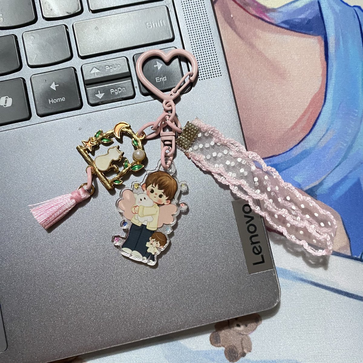 yourren_'s tweet photo. Semuaaaa Renjun harusss dirayakannn 😻🤏🏻

So here we are, Giveaway 2 Mini Keychain buat ikutan celebrate Renjun’s moment💛

Rules:
ʚɞ Reply 
RENJUN SHINES HIT 2026 STAGE
#黄仁俊on打歌2026
ʚɞ yang sayang renjun (I'll check)

⏰ End 3 Okt 2026 - 03.23 WIB

Good luckkk Renfs! 🍀😉 https://t.co/wodWT81L01