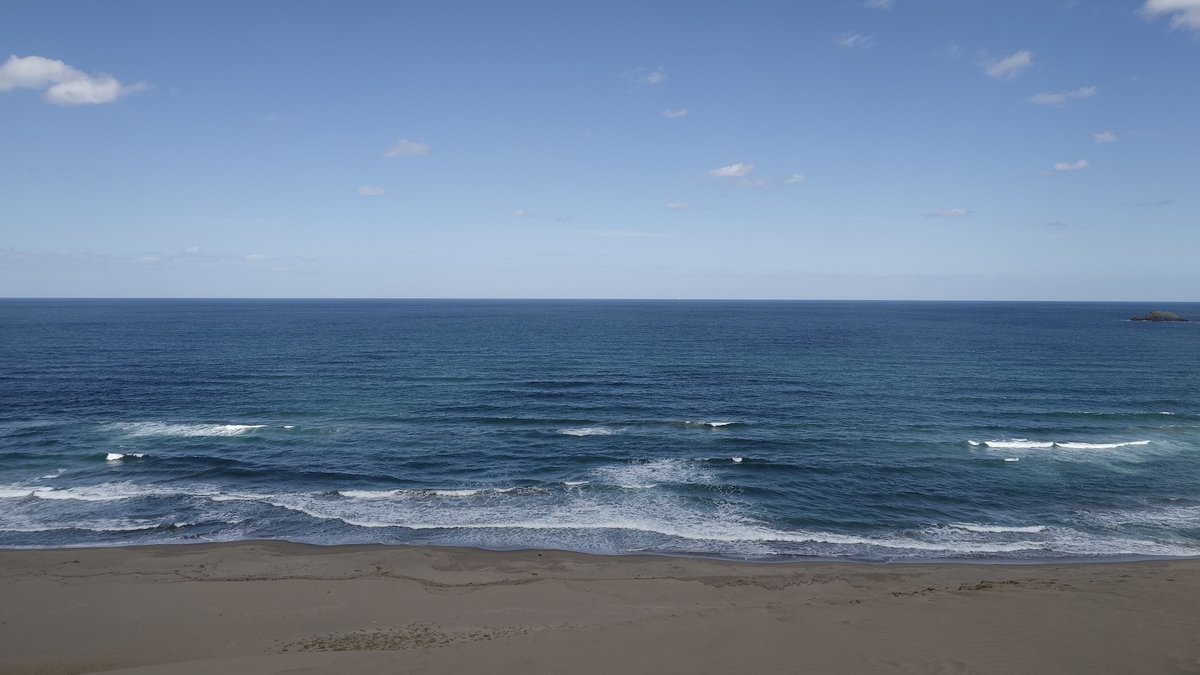SYOMALITH_2143's tweet photo. 中四国地方全県制覇の旅in鳥取！
スペインにも行った(気分になった)し砂丘も初めて歩いた！
倉吉も市内に行くのは実は初めて笑
まだ周れる場所はあるけどまたいつか笑

さて、残るは高知のみ！
これから始まる過密スケの中で完走なるか？ https://t.co/RekAosdlVl