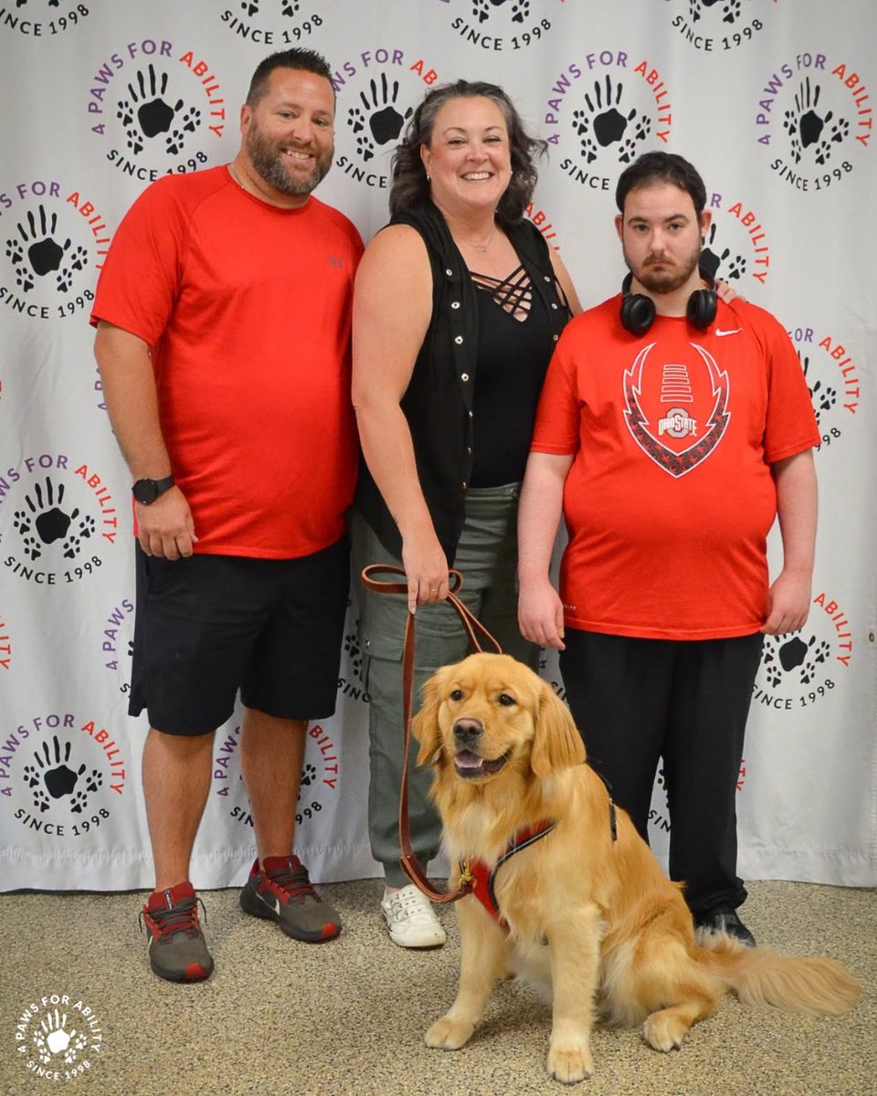 4PawsForAbility's tweet photo. The 2026 Aquamarine Class graduated from service dog training last week! 🐾🐕‍🦺 Congratulations and thank you to the families, staff, volunteers, and donors who made this possible.

💙 The Aquamarine Class is sponsored by Jim &amp; Toni Roth.

📸 Memories by Beverly https://t.co/yMkYtea114