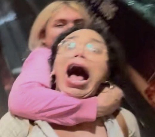 minibolid4's tweet photo. Mi reacción más tranqui cuando una zorra le responde un twit a mi marido que no es mi marido pero va a ser mi marido. https://t.co/SDzeSPIGtI