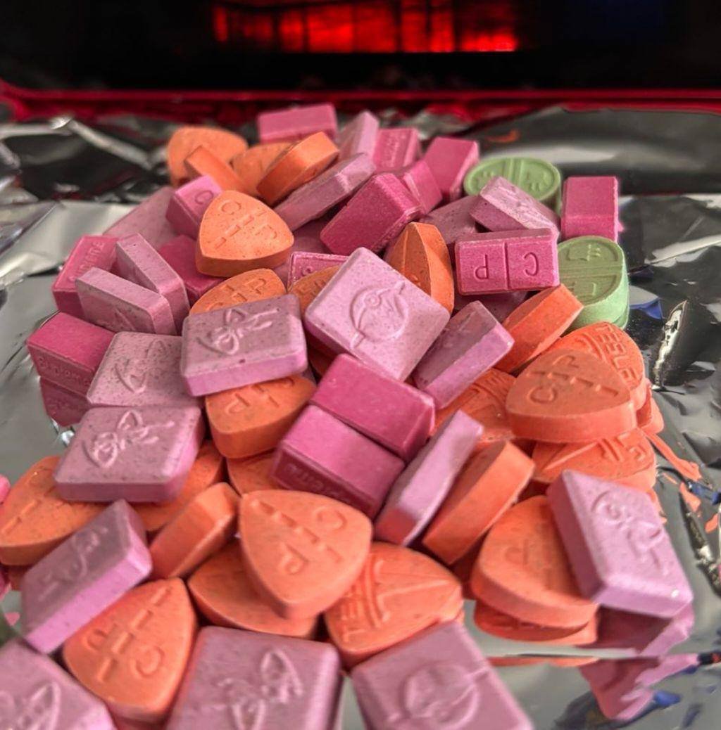 psychesfyjw's tweet photo. #xtctwt #ecstacytwt #methtwt #xanaxtwt #xanxstwt #drugtwt #drugstwt https://t.co/C4M0vQjmVz
