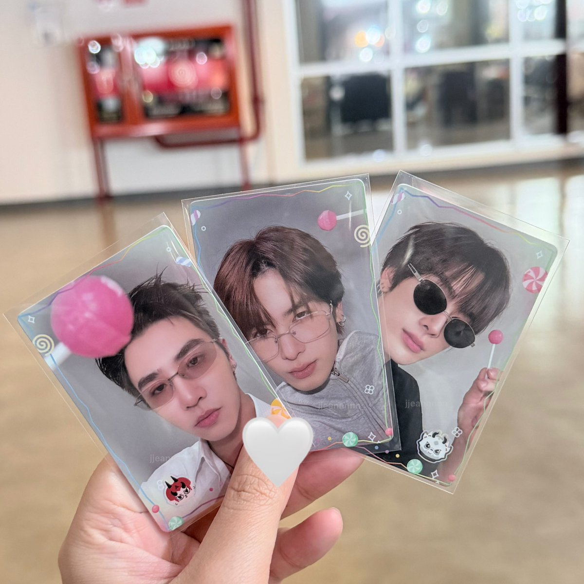 jjeannnnn_'s tweet photo. ไม่รีบเท่าไหร่ แต่มีครบละ ฟรินน🖤🤍 https://t.co/xkYhFWRx5D