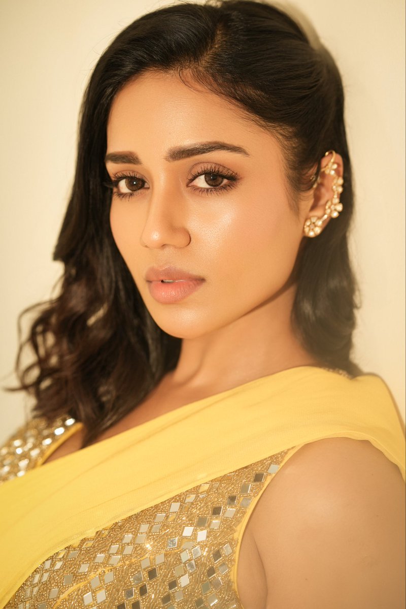 Nivetha_Tweets's tweet photo. ❤️ https://t.co/jp8GEJIClB