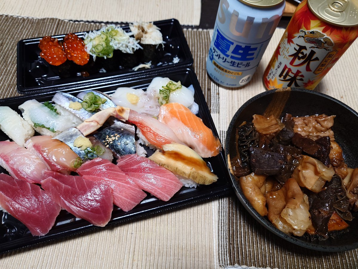 hironoken's tweet photo. 今年も風船が…飛んでないな
また1つ歳を取りました
生誕ランチはブリコのブリトーボウル
夜は剣道を(正月以来)
生誕祭はこれから
軽めに楽し���う🍣
乾杯🍺 https://t.co/Igmyhv4IAT