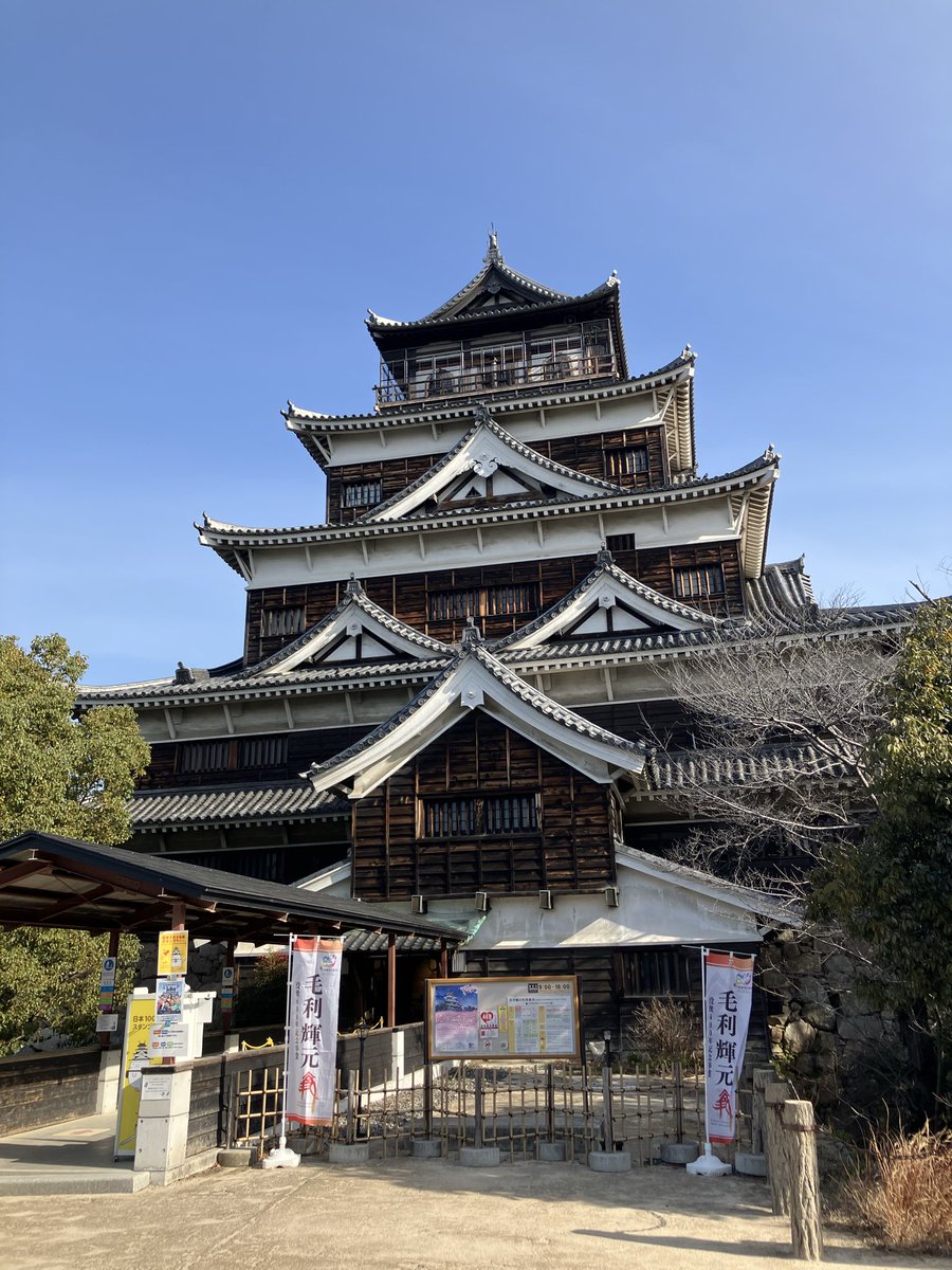 akanbird's tweet photo. 一日遅れです��、31歳になりました
今年も色んなところ行くぞ〜 https://t.co/5XJUqGNSkY