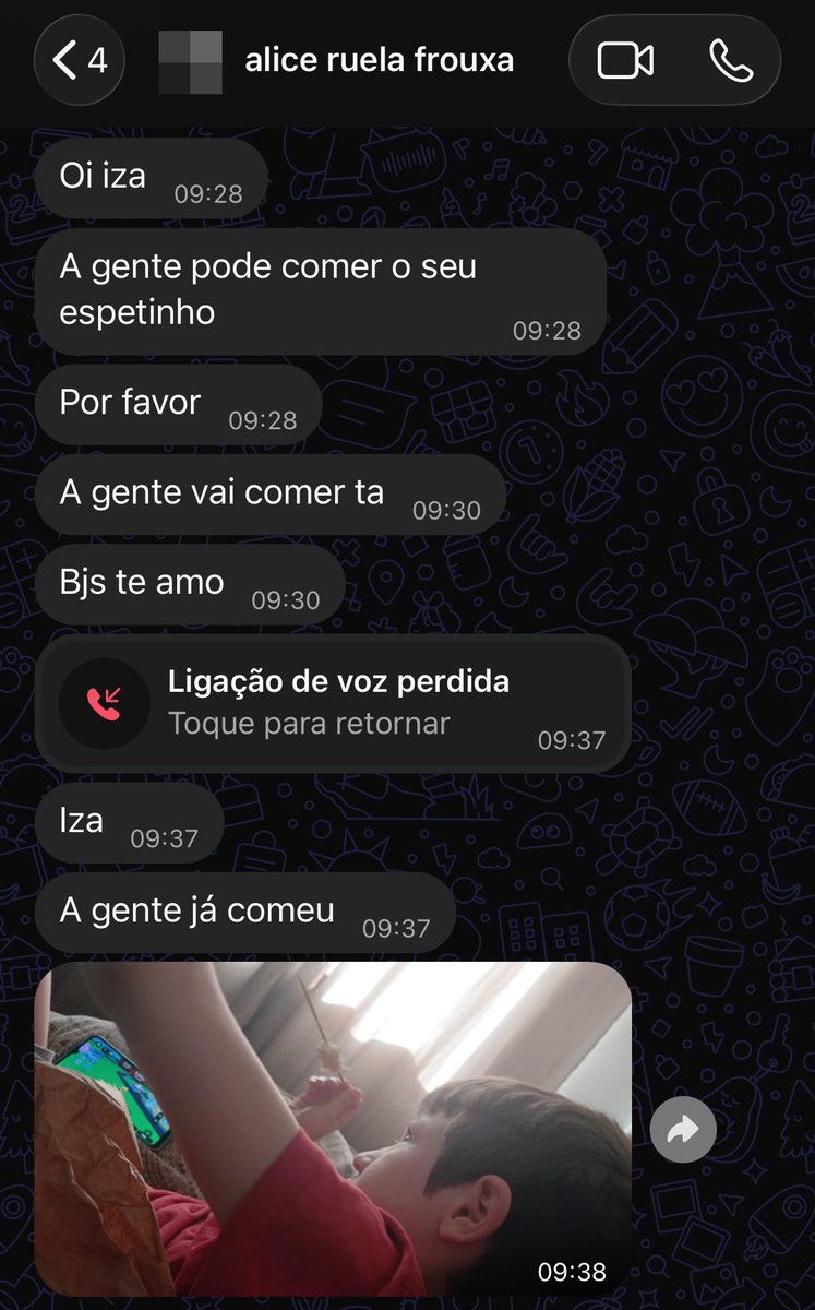 viccatmpl's tweet photo. irmã de 11 anos core https://t.co/xVEmiPARos