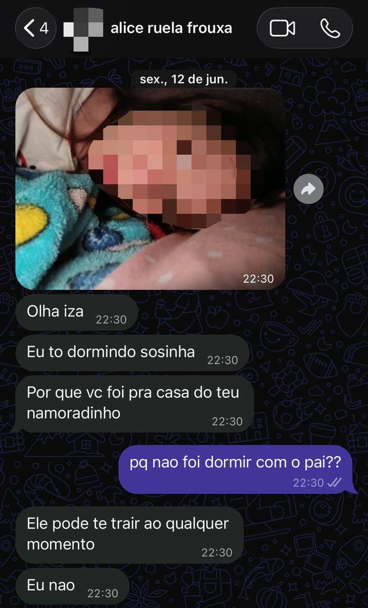 viccatmpl's tweet photo. irmã de 11 anos core https://t.co/xVEmiPARos