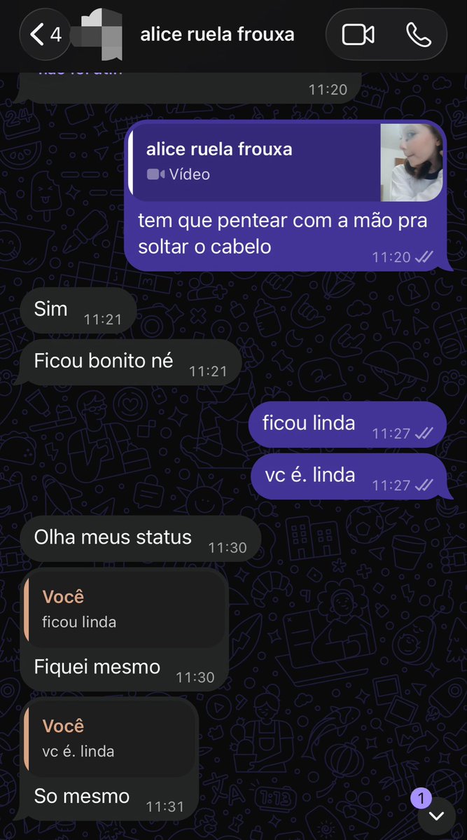 viccatmpl's tweet photo. irmã de 11 anos core https://t.co/xVEmiPARos