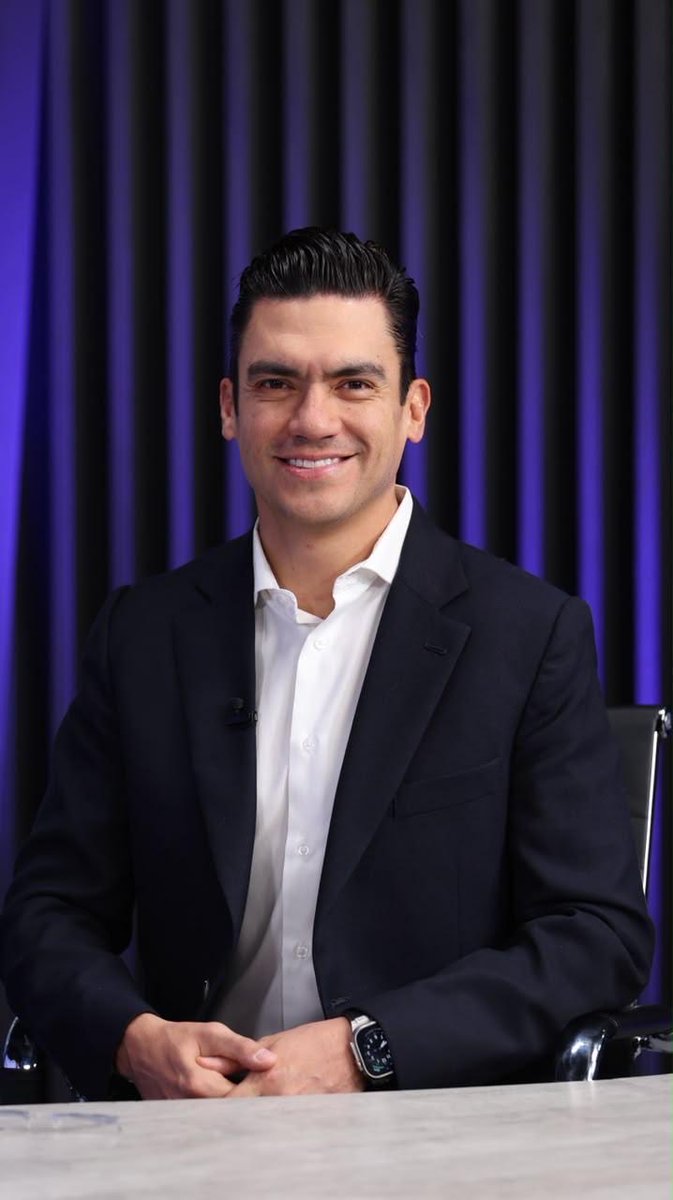 JorgeRoHe's tweet photo. 🎙️¡Gracias a @MarioMal y @heraldodemexico por la entrevista y por abrir este espacio para conversar sobre lo que viene para México!

En @AccionNacional estamos listos para 2027: con trabajo, cercanía y una visión clara para construir el México que queremos. 🇲🇽

#PatriaFamiliaYLibertad