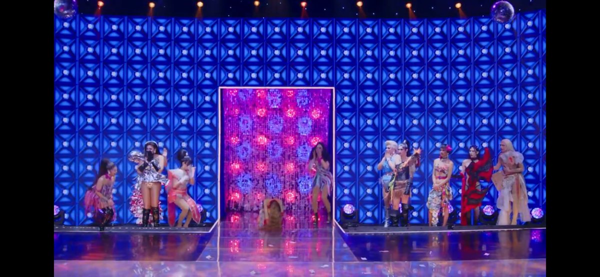 swiftsential's tweet photo. In Drag Race Philippines universe, all of its second episodes are the most iconic and the most memorable.

#DragRacePH https://t.co/63heAULNio