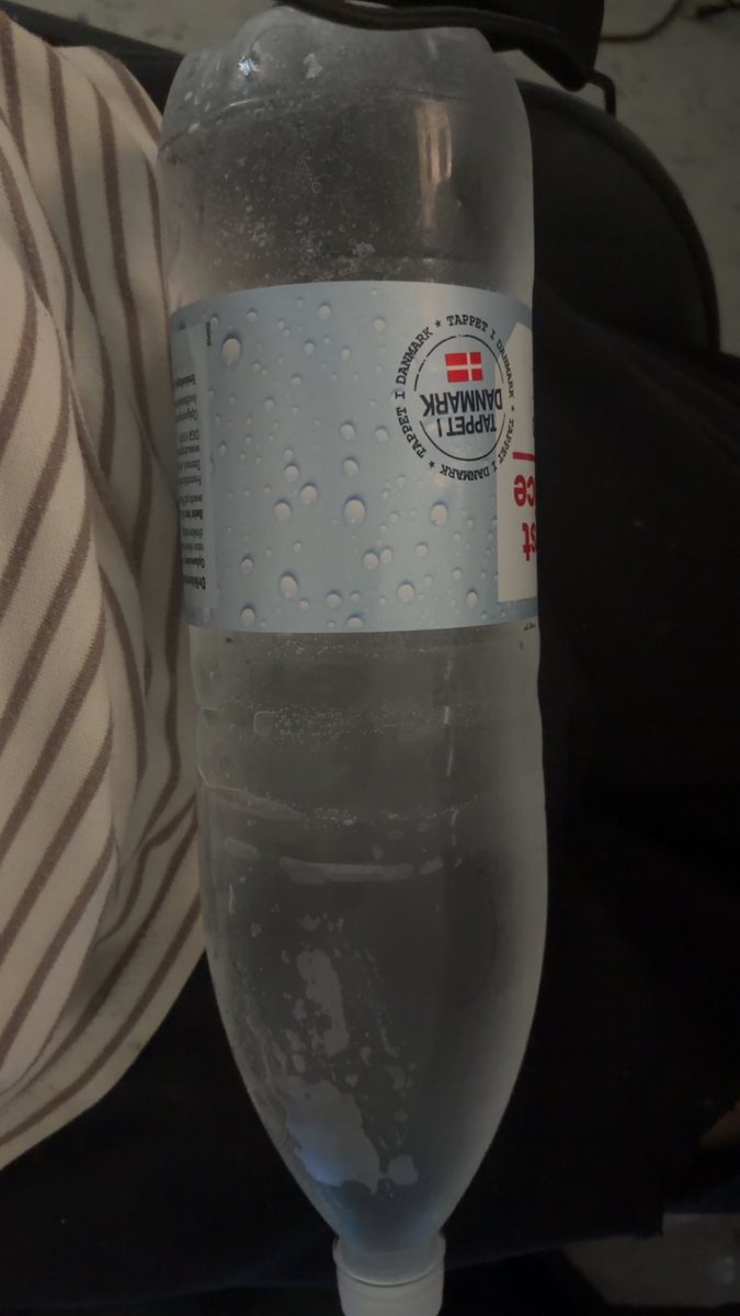 unicrnrainbow's tweet photo. anyways look at this water its rock solid https://t.co/i6coomGegn