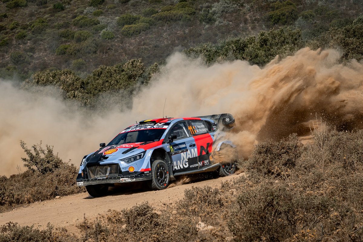 OfficialWRC's tweet photo. Times for SS6 at @Rally_d_Italia ⏱️

1️⃣ @ThierryNeuville 11:09.1
2️⃣ @OliverSolberg01 +2.2
3️⃣ @AdrienFourmaux +3.5

Live Updates: https://t.co/GCSH5z2WkY

#WRC | #RallyItaliaSardegna 🇮🇹 https://t.co/fHysroaZk4