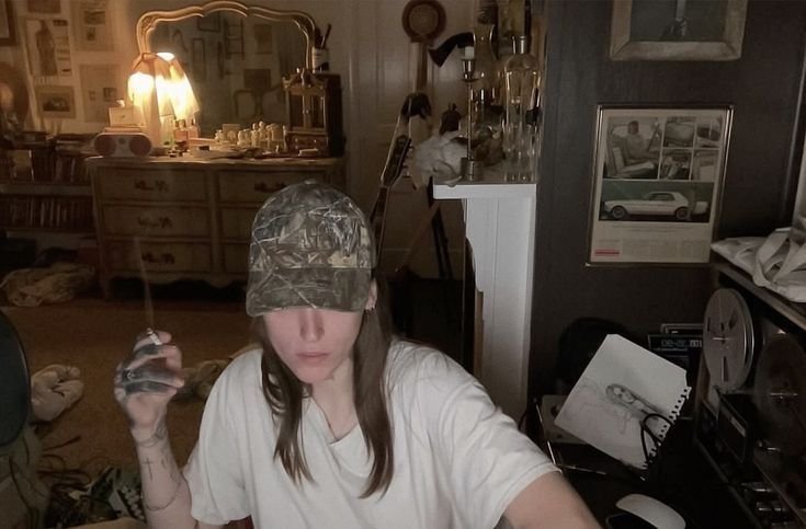 DrunkLull4by's tweet photo. I think about these pics like. all the time. https://t.co/1tWlLbXgth