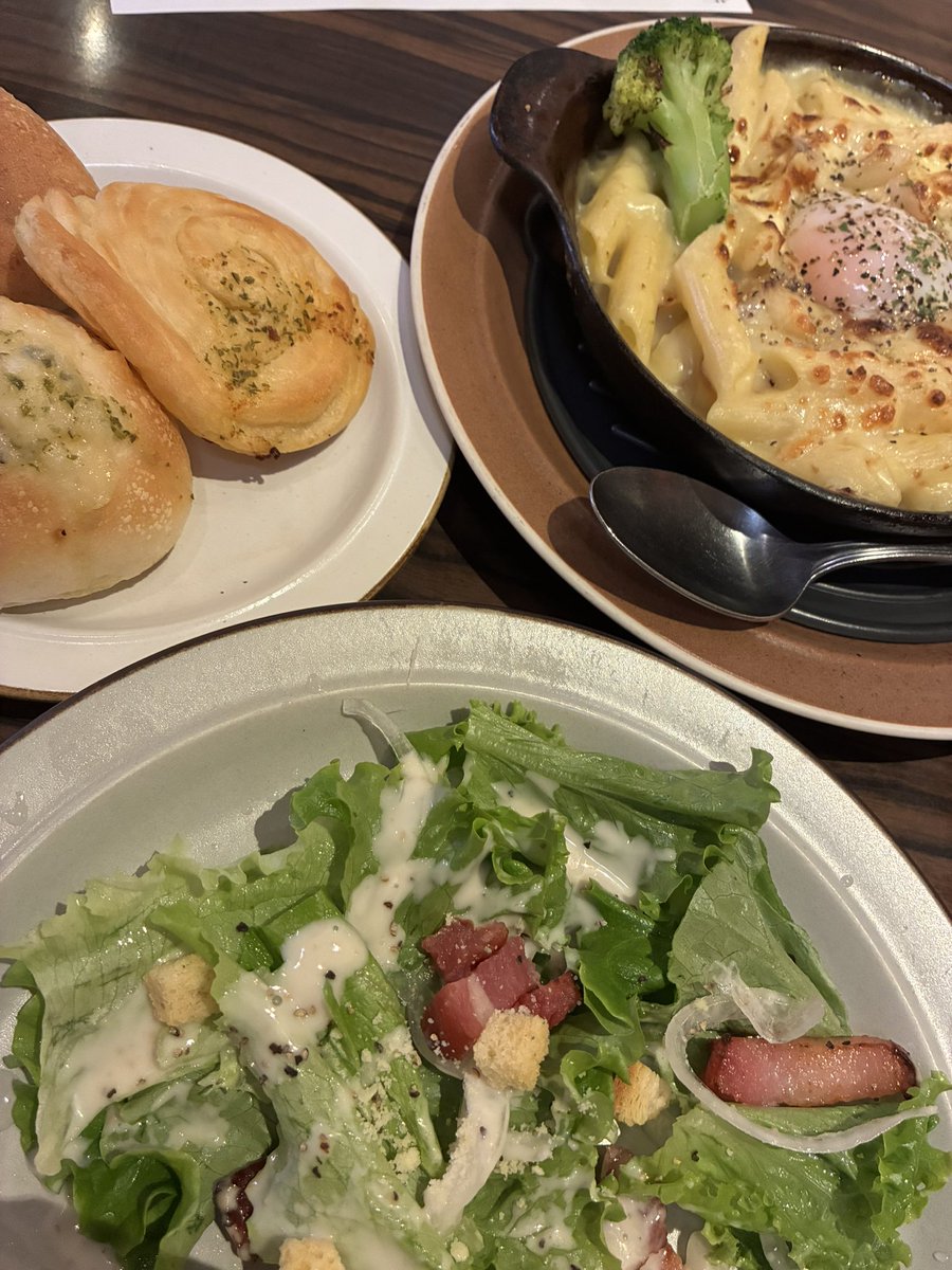 waitP_pinyaa's tweet photo. うまうま https://t.co/6oXaPSHfmJ
