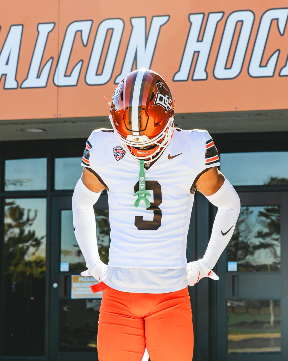 BG_Football's tweet photo. 🟠⚪️🟠

#AyZiggy https://t.co/aE7MSxnQjF