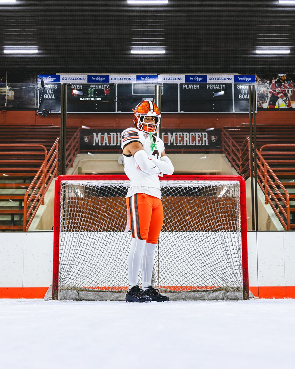 BG_Football's tweet photo. 🟠⚪️🟠

#AyZiggy https://t.co/aE7MSxnQjF