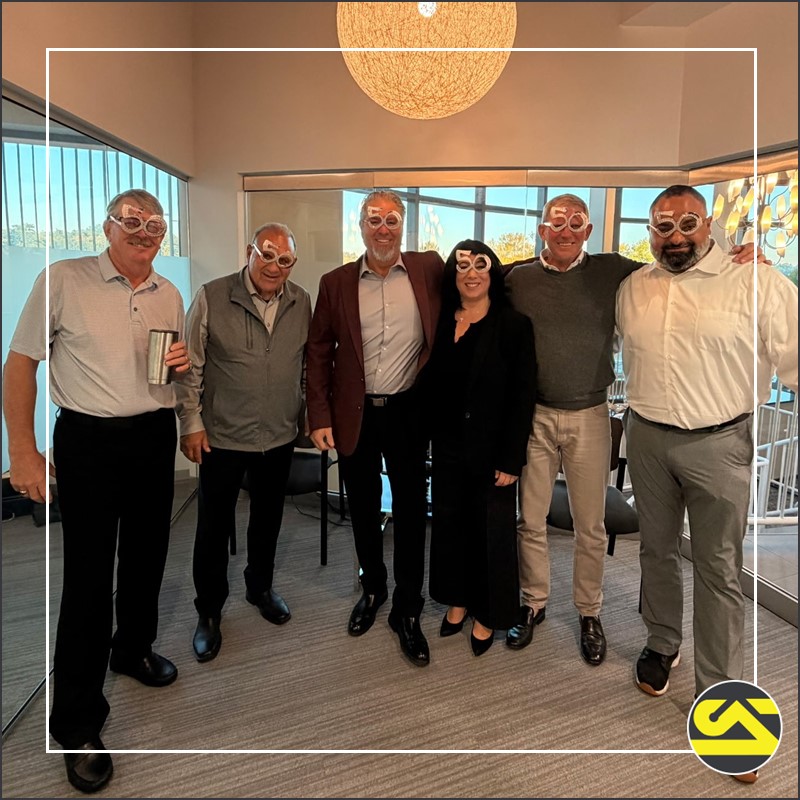 SignatureCRE's tweet photo. A great week of connecting &amp; celebrating! Steve Gordon and Mark Woods spent time with our West Michigan team—and the timing was perfect to celebrate a milestone birthday for Carolyn Boji. Happy Birthday, Carolyn!

#SignatureAssociates #TheTeam #KnowSignature #KnowResults #WestMI https://t.co/KF4dVTd0Hu