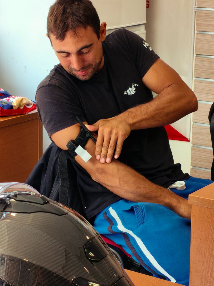 ReliveTraining's tweet photo. 🩸 STOP THE BLEED

Βιωματική εκπαίδευση με στόχο την άμεση αναγνώριση της καταστροφικής αιμορραγίας, τη σωστή επιλογή εξοπλισμού και τη μείωση του χρόνου μέχρι την αιμόσταση.

#StopTheBleed #FirstAid #HemorrhageControl #TraumaCare #EmergencyResponse https://t.co/dSZ65uvXDx