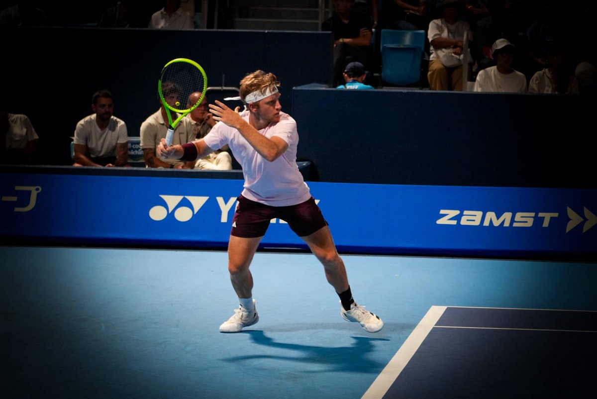 r1wqz's tweet photo. Alejandro Davidovich Fokina

カッコよかった
この位置で観られたの最高

優勝後の東京でハードスケジュールな中
来てくれてありがとう https://t.co/xcJ4XkPV1Z