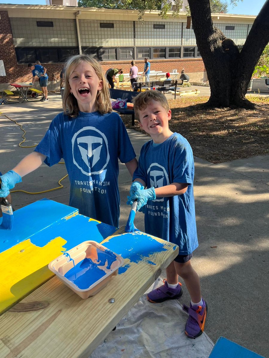 TMFoundation's tweet photo. Service came together in a big way at MST Magnet Elementary in Richardson, TX.

Led by Character Does Matter (CDM) mentor, Deanna Phillips, and the TMF North Dallas Chapter, over 60 volunteers came together across two project days to give the school’s outdoor spaces and classrooms a much-needed refresh.

Together, they transformed spaces, supported teachers, and honored the legacy of Col. Andre Hance, Army, through service. 🇺🇸