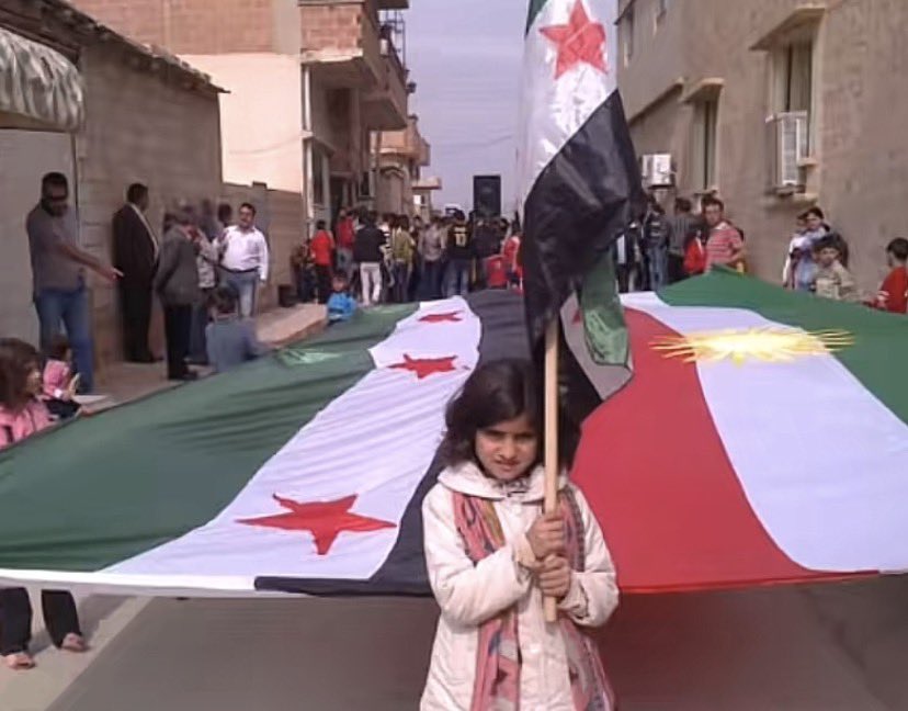 ladyofjasminen's tweet photo. الثورة اساسها النساء
لا مكان لداعش بيننا
ولا للإخوان المسلمين 
ولا لأسرائيل
فقط للسوريات الأحرار
🇸🇾 https://t.co/HpH3PMyIIQ