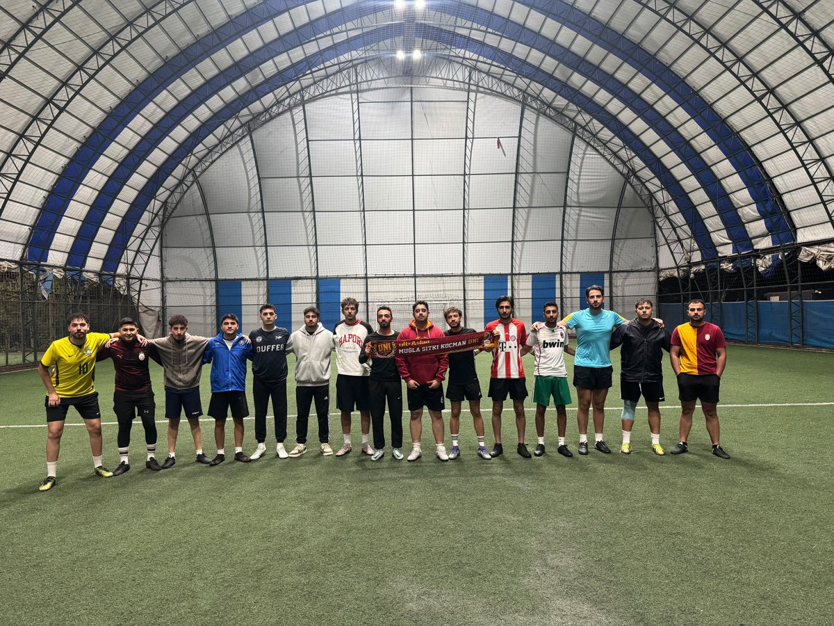 uAUNIMugla's tweet photo. ultrAslan UNI Muğla ailesi olarak geleneksel halı saha organizasyonumuzu gerçekleştirdik.

#ultrAslanUNI
#uAUNIMuğla https://t.co/KMmKVyXIue
