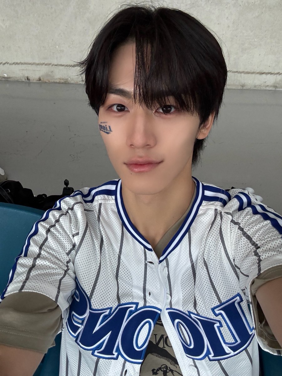 82Message's tweet photo. [#석쭌이]
최강삼성!! 승리하리라~~💙 😘

#82MAJOR #82메이저 #에이티투메이저
#박석준 #PARKSEOKJOON https://t.co/jzUMMIBaLP