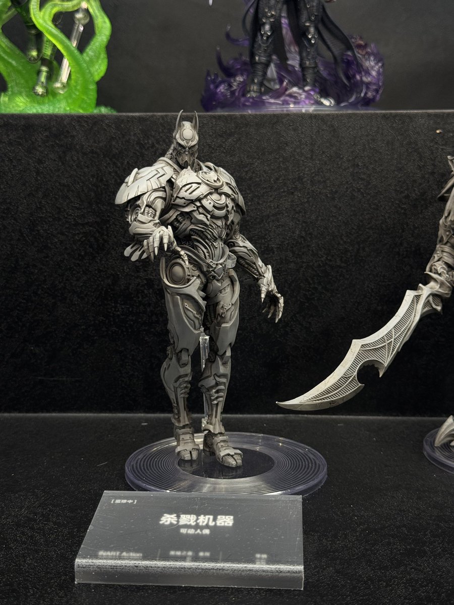 UniverseChew's tweet photo. Inart 1/12 Dark Nights: Metal - Batman https://t.co/Qo5lz13H6Y