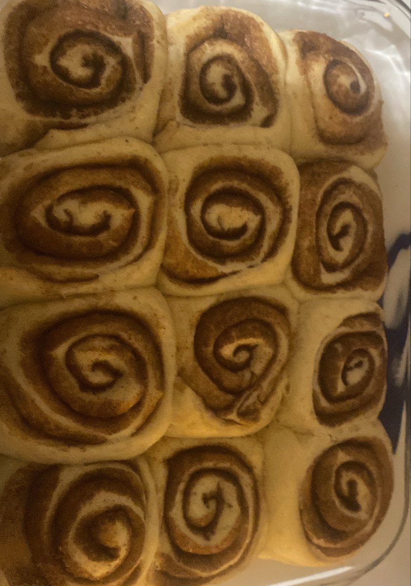 sspleenter's tweet photo. I love baking but I’m scared of doing it now cause I always end up eating something 😢 https://t.co/kEThuG5mdr