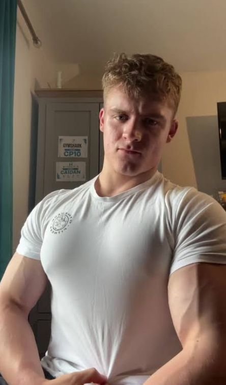 jacsonmoney's tweet photo. 💪 https://t.co/YiIx8jEB2k